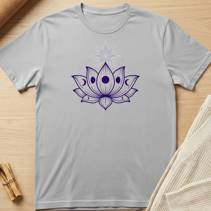 Gray t-shirt with a purple lotus flower design on a wooden surface. Minimalist yoga apparel by pemuyo.